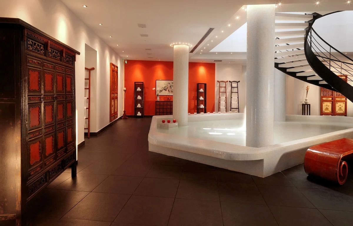 Out Of The Blue Resort Spa
