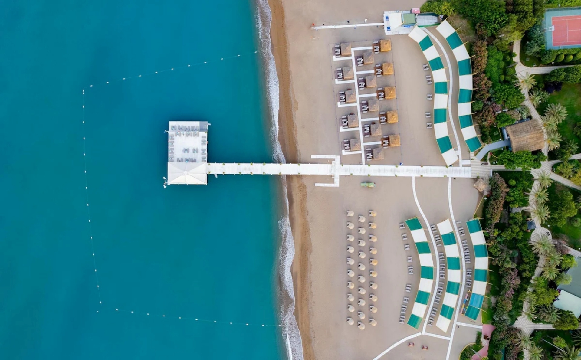Concorde Deluxe Resort