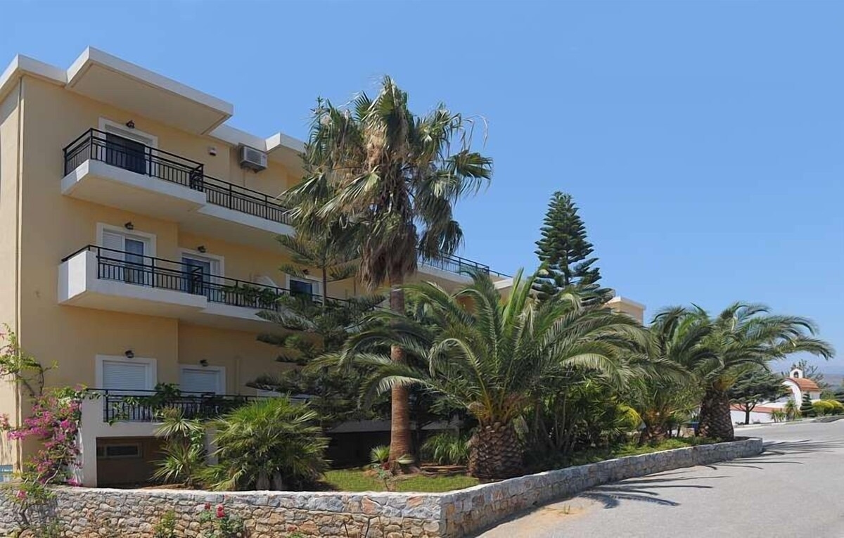 Vantaris Garden Hotel
