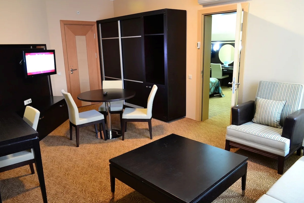 Grand Belish Hotel